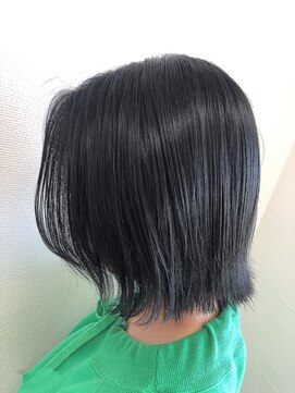 リ アムール(Re:AMOUR) 切りっぱなしボブ