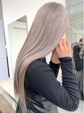 ジーナ(XENA) ケアブリーチ×ハイトーン×エクステ(渋谷)