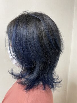 アロット allot ミディアムレイヤースタイル