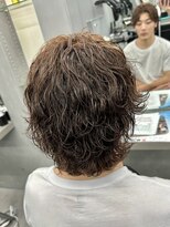 オーバルバイアピッシュ(OVARL by apish) サーフカール波巻きウルフシャドウパーマ原宿