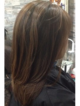 ヴィソップ(V.S.O.P) ギリギリナチュラル＋ちょっとインパクト系カラー