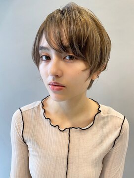 フリップビーアヴェダ(FLIP B AVEDA) 本八幡×ハイトーン×ケアカラーア×ブリーチ×丸みショート