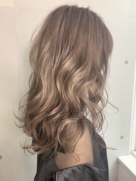 遊人セントラル(CENTRAL) [心斎橋/難波］コリアンスタイル　艶トーンベージュ♪