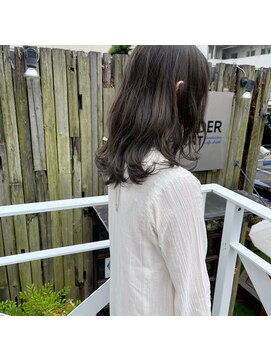 ミント(mint) 赤み除去/オリーブグレー/カーキグレー