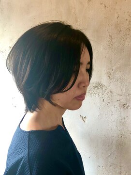 ヘアーエバリーズ(hair Everies) 大人ショート×アッシュ