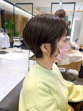 ルディー バイ ヘアーポケット(rudii by HAIR POCKET) コンパクトショート×グレージュ