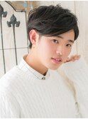 セクシーミディアムのダークグレージュマッシュヘアーS上尾