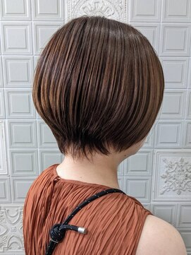 トリエラ 池袋(TRIELA) ショートボブ　ベージュカラー