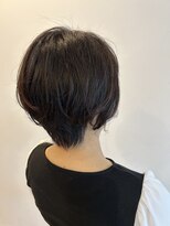 スタジオ アルファプラス 日暮里店(studio α+)&nbsp;ステップボーンカットカットボブショートハイライト白髪ぼかし