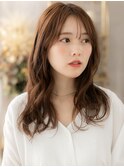 センターパート抜け感ゆるふわエアリーミディa北浦和