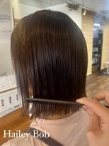 トレンド　秋冬カカオブラウンカラー×ヘイリーボブ