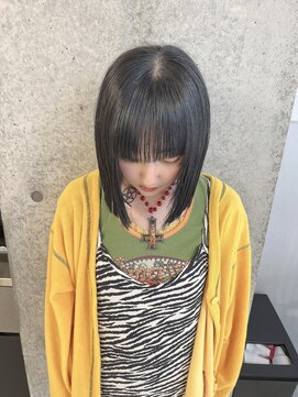 スウィープ(sweep) きりっぱなしボブヘア