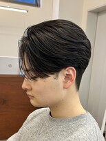 ファルベ(Farbe) ニュアンスパーマ/センターパート/ベリーショート/アッシュ