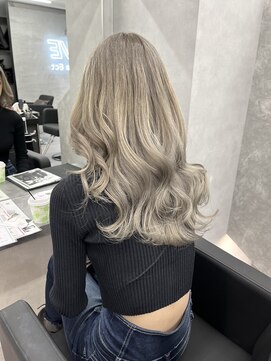 ファイブバイジエクト 堀江(FIVE by The Ect) ハイトーンカラー×ホワイトベージュ×韓国風ヨシンモリ☆2s