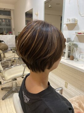 アリス(Alice) ショートボブ