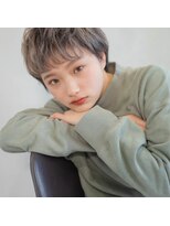 リタ(rita.) 艶ハイトーン×ショートスタイル☆まつだてみすず