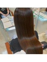 フォルテ 榛原パームス店 黒髪クラゲヘアーオリーブグレー小顔ココアベージュ