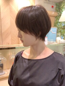 ロンドグロワール 大宮(Lond Gloire) グランマッシュ/オリーブグレー/ショート/ヘイリーボブ/前髪