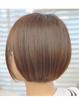 ココラー(COCOlar) ダブルカラー/ボブカット