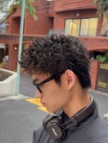 フィフス 渋谷(fifth)&nbsp;今流行りの無造作刈り上げないツイストスパイラルショートパーマ