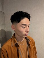 ワンワンオー バーバーショップ コンチネンタル(@110 BARBER SHOP continental)&nbsp;ビジネスショートスキンフェードフェザーアップ