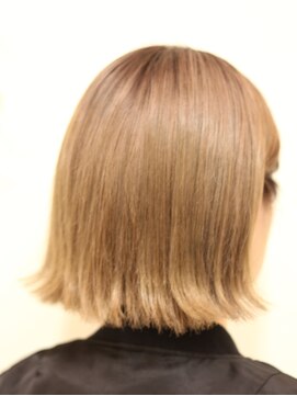 バローチェ(Barouche) 【Barouche】切りっぱなしボブ　タンバルモリ　堀江