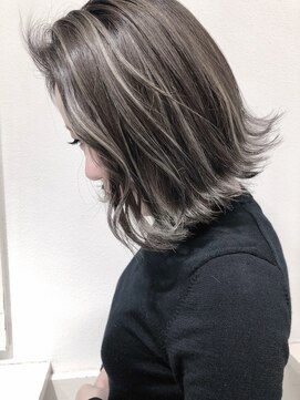 ジゼル(GiseL) 【GiseL】ボブ×ハイライト/ダブルカラー/ブリーチ/ハイトーン