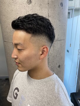 サニー(sunny) スキンフェードカット