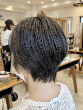 ペイジバイネオリーブ 吉祥寺店(Paige by Neolive) グレージュハイライト×ショート