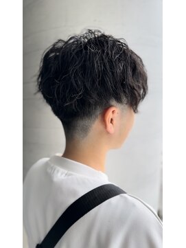 サーカス(circus) 刈り上げ/ショート/ツイスパ