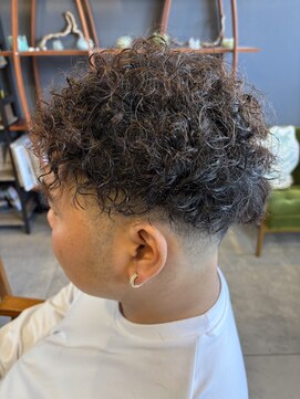 ヘアースタジオ ノラ(Hair studio NORA) スパイラル(強め)