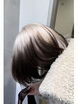 モニカ 原宿店(MONIQA)&nbsp;ホワイトルーツカラー