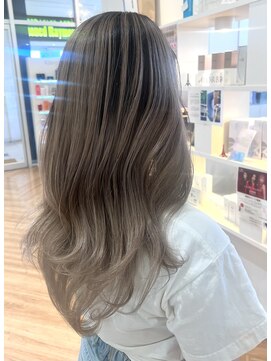 コワファースト  させぼ五番街店(COIFF1RST) ベージュ×バレイヤージュ