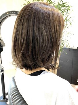 アニー 松戸(ANNI) ホワイトグレージュ/ミニウルフ/デジタルパーマ/チェリーブラウ