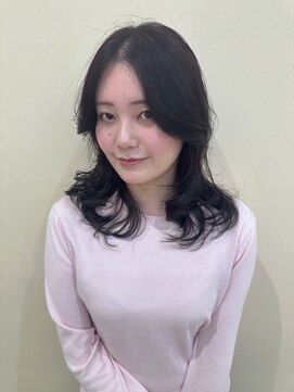 美容室ヒラトヤ 都南店 くびれヘアレイヤーカットロングヘア韓国風ヘア顔周り小顔カット