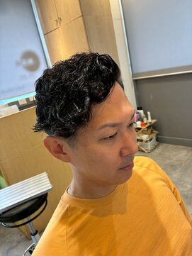 エヌアンドエー 草加店(N&A) ビジネス、カジュアル両方対応OK○ハード目パーマアップスタイル