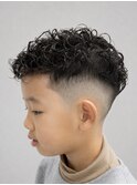 キッズフェード×くるくるパーマ｜おしゃれヘア
