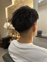 ガゼボ(Gazebo)&nbsp;【アラサーメンズ】男らしさ際立つスパイキー束感ショート