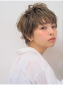 シナモンベージュでつくるニュアンスパーマのゆるマッシュ
