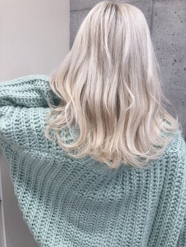 ヘアールーム アート(hair room a to by NYNY) 7ホワイトベージュ