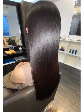 アールサロンプラスキャスパ 自由が丘(Rrsalon+CASPA) 【髪質改善】繰り返すたび、憧れていた芯から健康な髪が手に入る