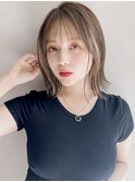 小顔ペールベージュ似合わせカットセクションカラーモテ髪