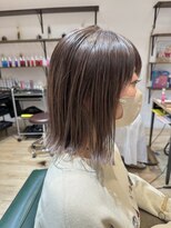 サラ(sarah)&nbsp;切りっぱなしボブ