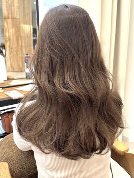 ビュートヨナカ(VIEW TOYONAKA) グレージュ/韓国ヘア/ミディアムヘア/ロングヘア/阪急豊中