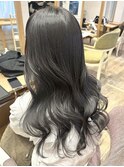 韓国アッシュブラック艶オフィスカラー小顔ロングレイヤーカット