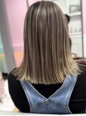 切りっぱなしロブ【広島バレイヤージュ】