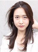 透明感ベージュ×ミディアムレイヤー