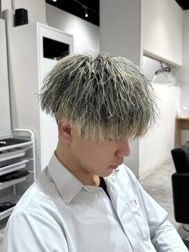 ルーストデラックス 京都河原町三条(ROOST dx) メッシュパーマ