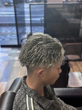 バーバーブロス(BAR BER bro's) メッシュ×ツイストパーマ/浦安/メンズカット/メンズパーマ