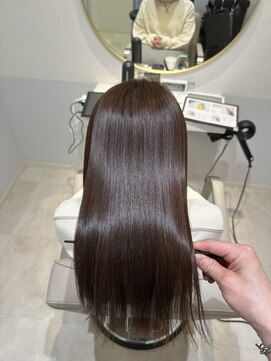 エレノア 四条烏丸店(Eleanor) 1年前に縮毛矯正○山地